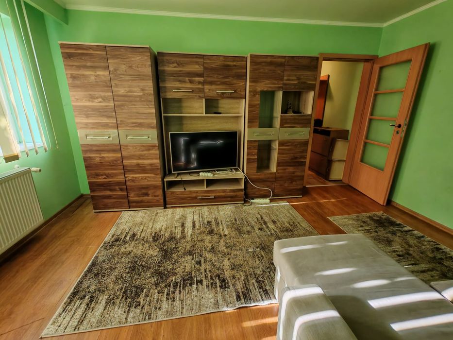 Închiriez ap 2 camere, amenajat modern , etaj intermediar, langa Piata Doina