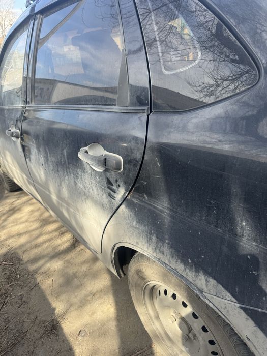 Granta продам машину