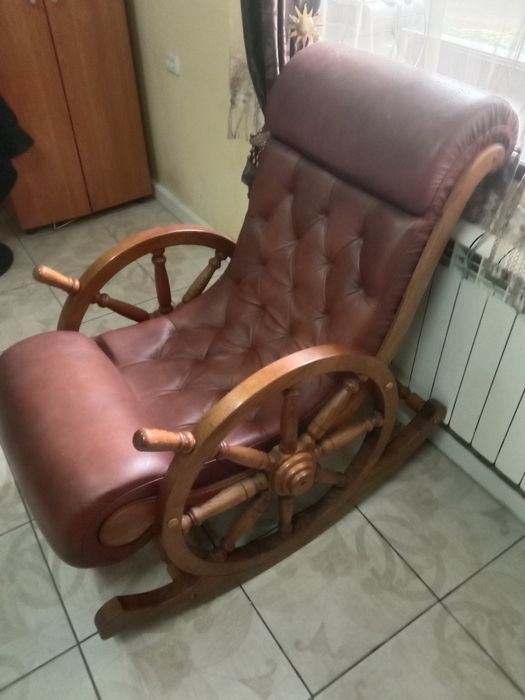 Продам кресло качалку ,ручная работа