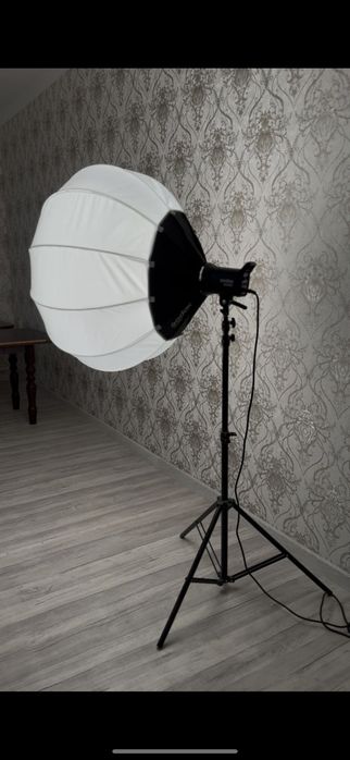 Лампа Godox для освящение