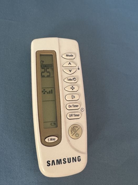 Оригинално дистанционно за климатик Samsung , model ARH-403