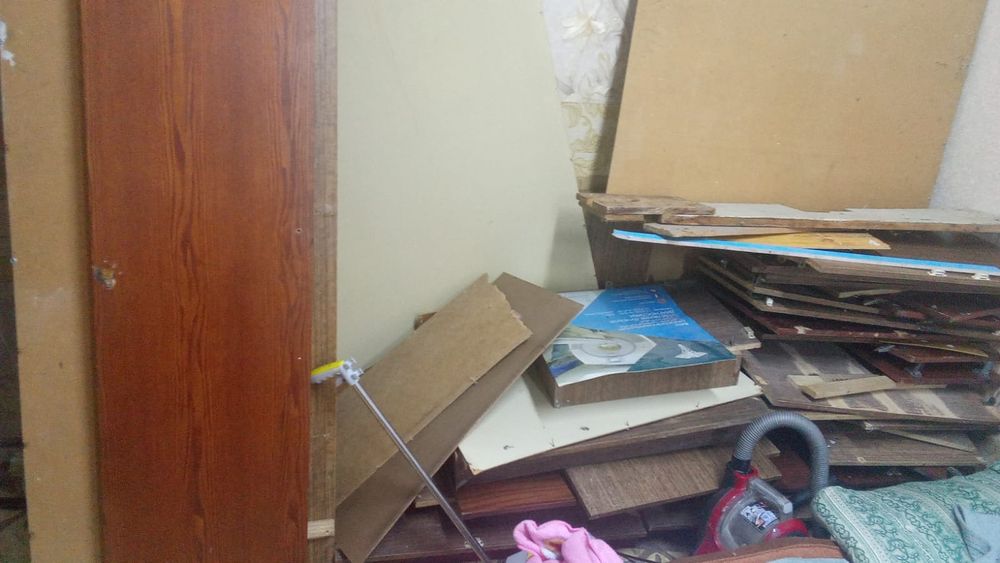 Отдам стенку старую (на дрова)