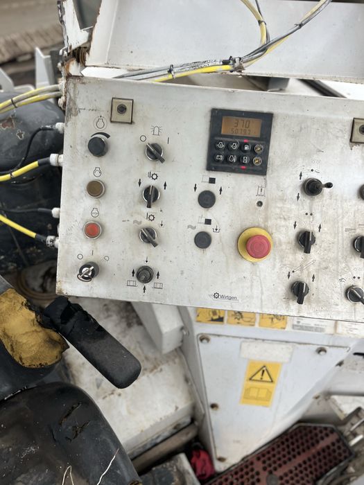 Se vinde Freza asfalt