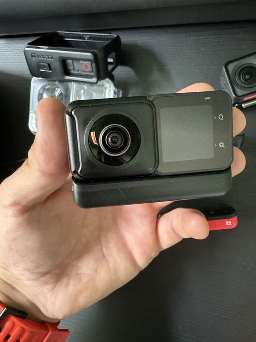 Insta360 One RS Twin Edition + Battery Bundle
