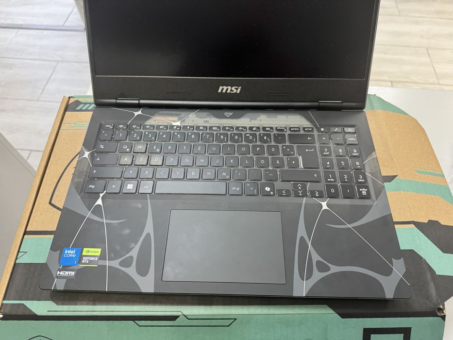 Laptop Cyborg 15,B2RWFKG