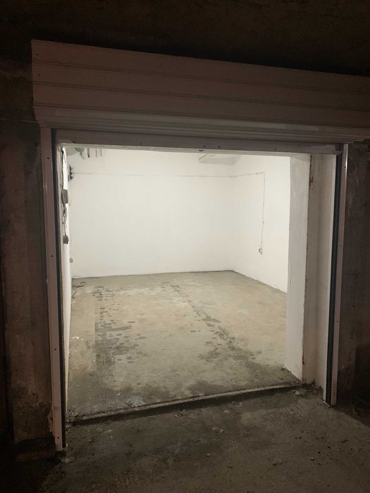 Дава се под наем Гараж / Паркомясто в Русе, Център - 19 кв.м за 70 € - Снимка #2