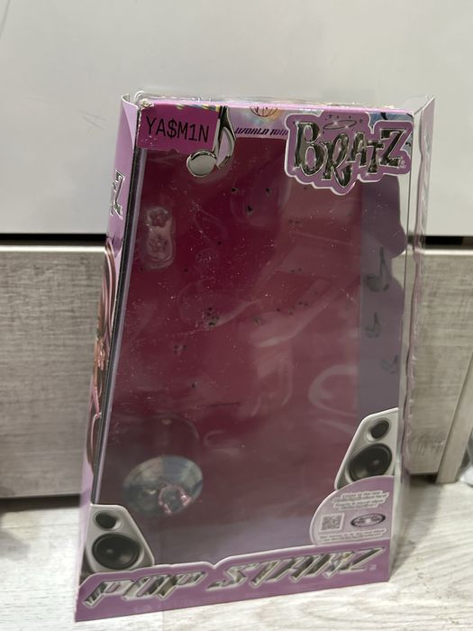 Продавам кукли bratz и monster high g1 и ever after high