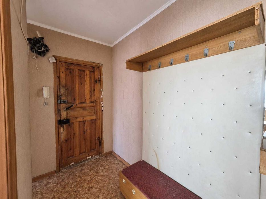 Продам 3 комн квартиру у/планир.