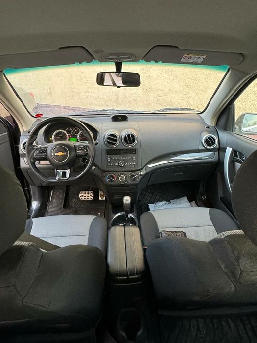 Nexia 3 avtomat sotiladi srochni