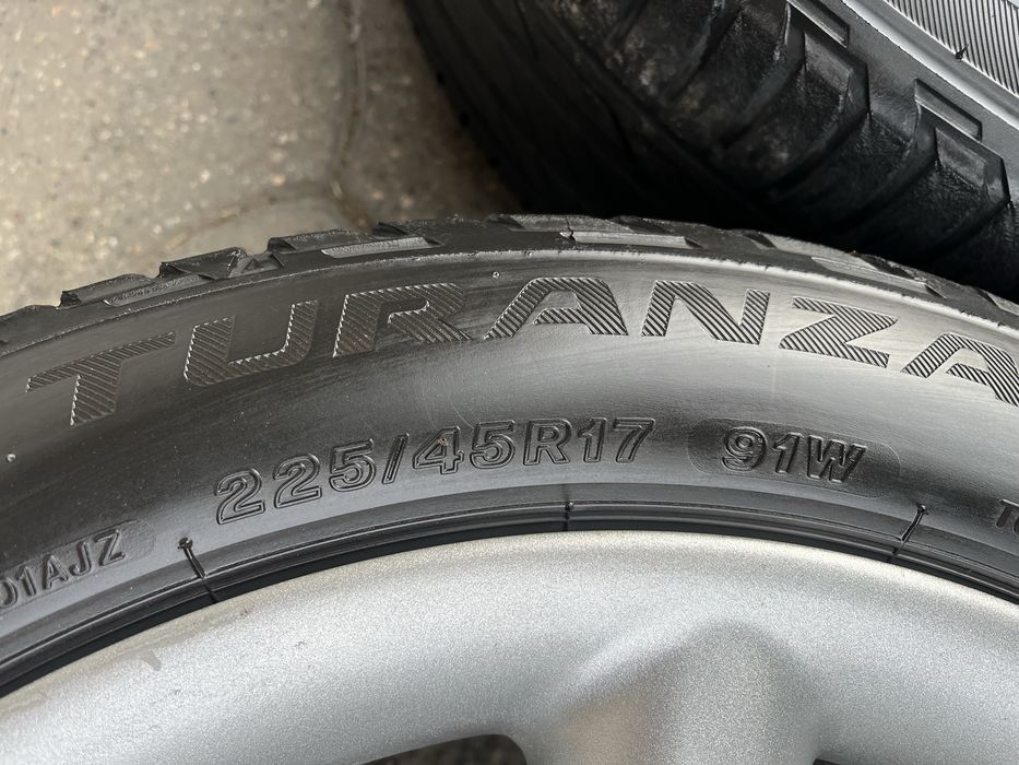 Jante aliaj 5x100mm, anvelope vara 225/45 R17, VW Golf 4 Bora Beetle, Audi TT A3, Skoda Octavia 1, Toyota Subaru Seat Leon