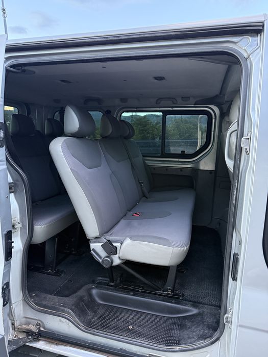 Opel Vivaro 8+1  |  2.0 CDTI