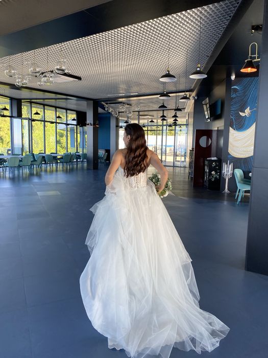 Свадебное платье