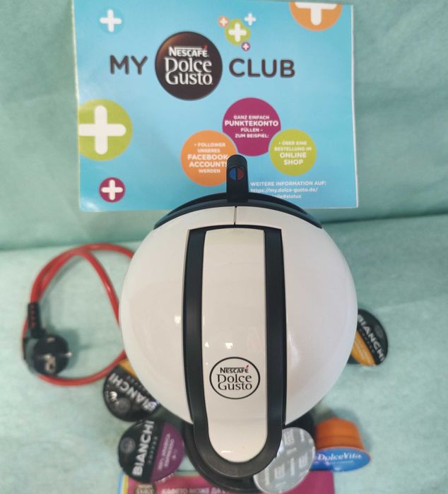 Кафемашина гаранция 1 година Delonghi NESCAFÉ® Dolce Gusto Piccolo.W/B