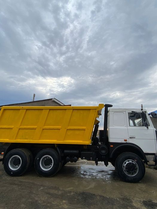 Маз 238     2010 года