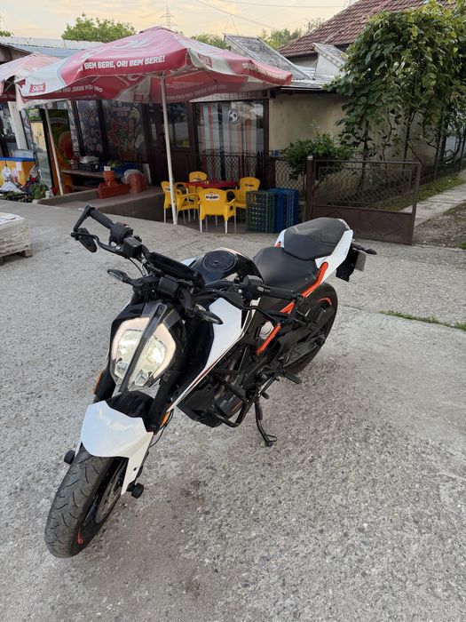 KTM DUKE  125, 2020