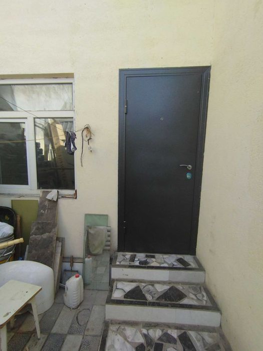 Mirobod tumanida 2 xonali uy oilaga ijaraga beriladi