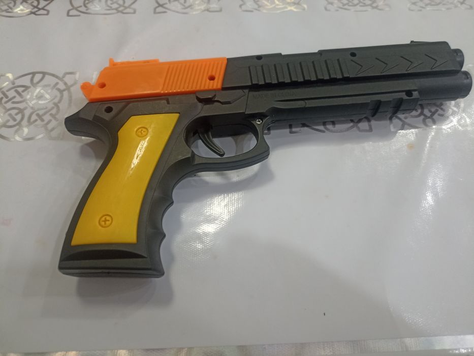 Пистолет продам за 1000 тенге.