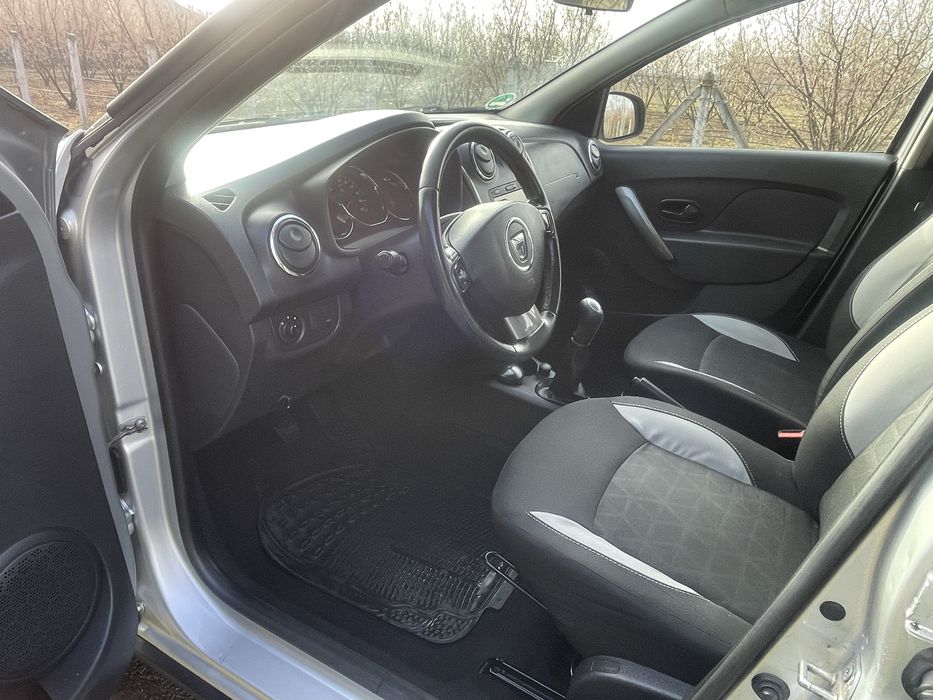 Dacia sandero Stepway/ 2015/ benzina/ / Navi/ clima / unic propietar/