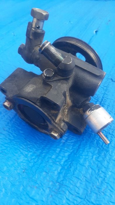 Гур насос TOYOTA 5S-FE