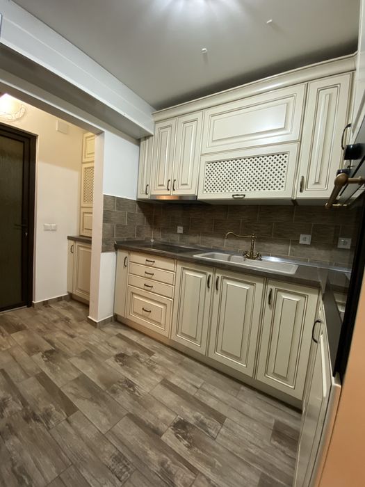 Apartament de inchiriat zona Cetate