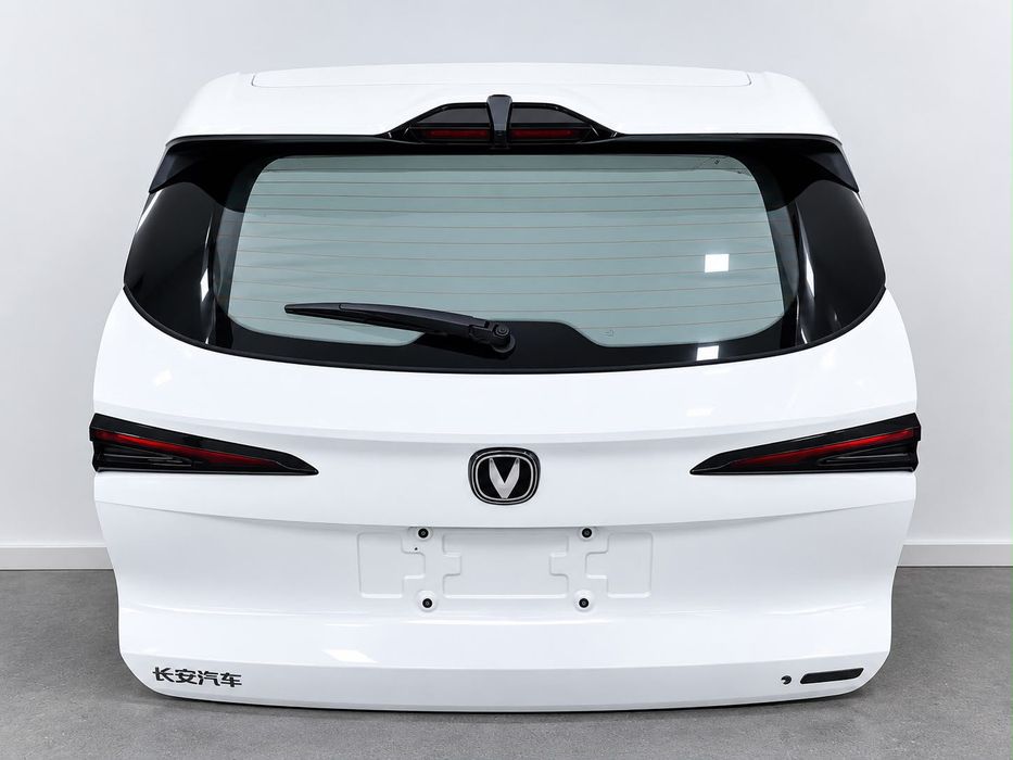 CHANGAN х5+ крышка багажника
