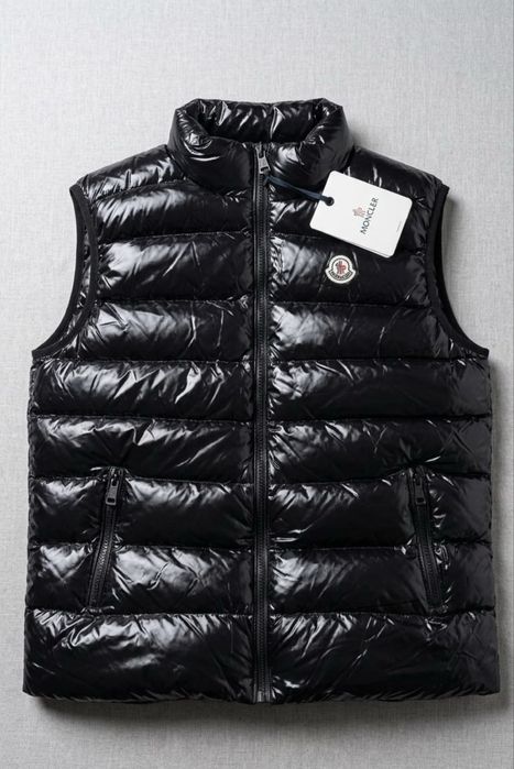 Trening modele noi si veste 100 de lei bucata