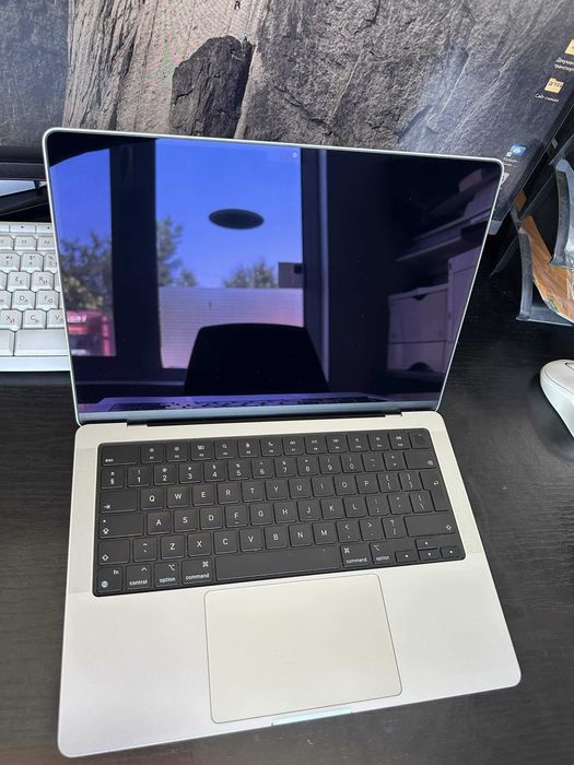 MacBook Pro 14 M1 silver, MDM, отличен, 16GB ram; 512GB SSD