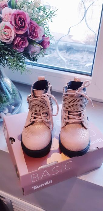 Сапожки-ботинки для девочек 21р