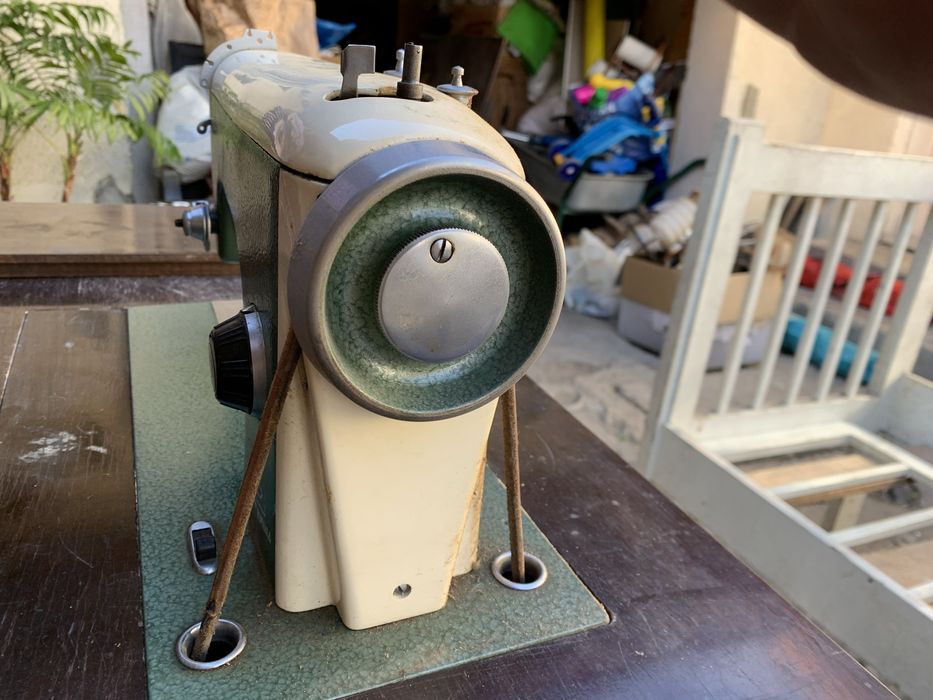 Masina de cusut Ileana