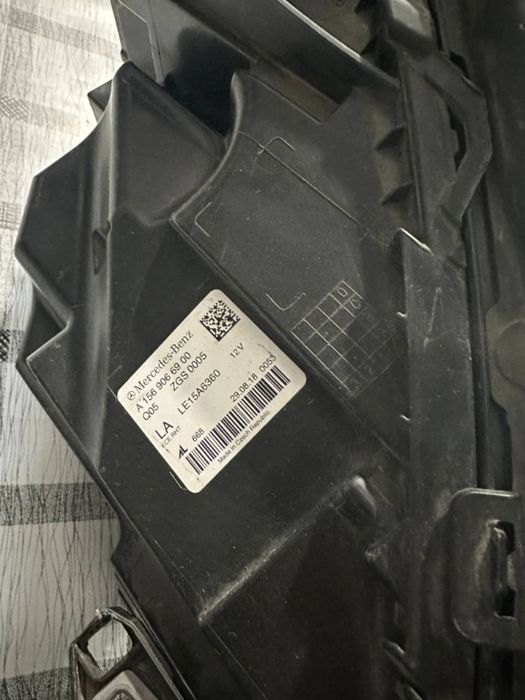 Far stanga / dreapta Mercedes GLA X156 2015/2017/2018/2019