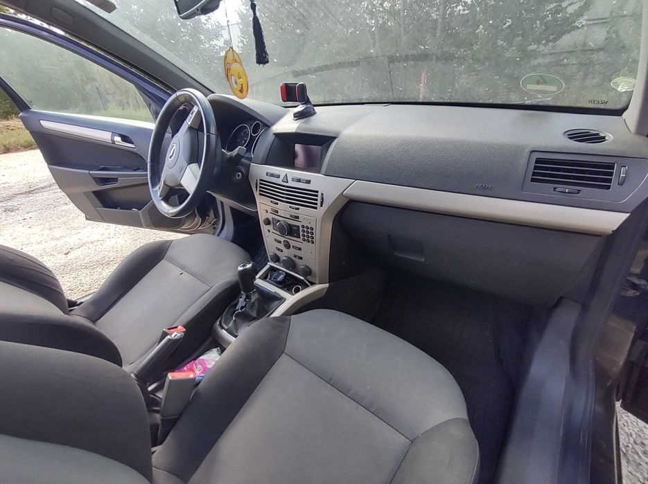 Opel Astra H(2008) disel