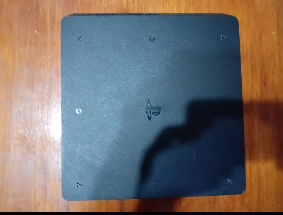 Playstation 4 slim 1.000 giga