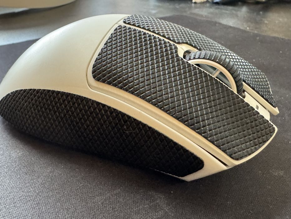 Мишка Razed Deathadder V4 pro бяла