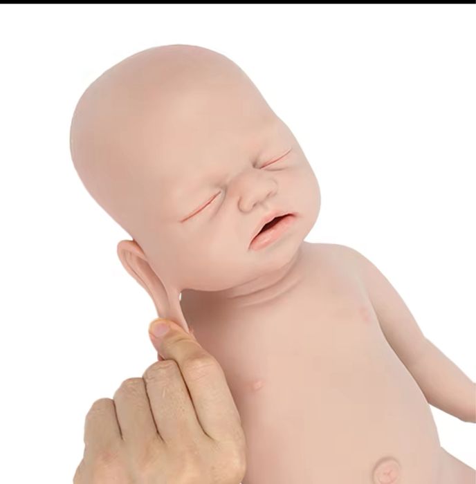 Силиконова кукла за деца