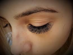 EXTENSII GENE FIR CU FIR ,extensii par, vopsit, machiaj/make-up ,unghi