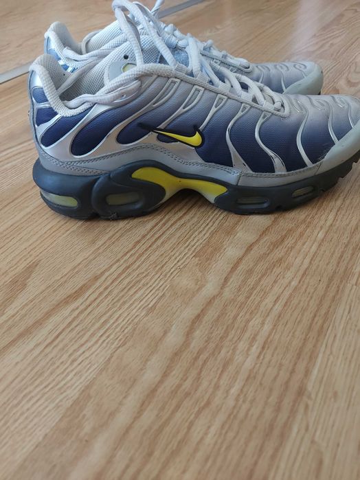 Намалени маратонки Nike Air Max Plus!!!