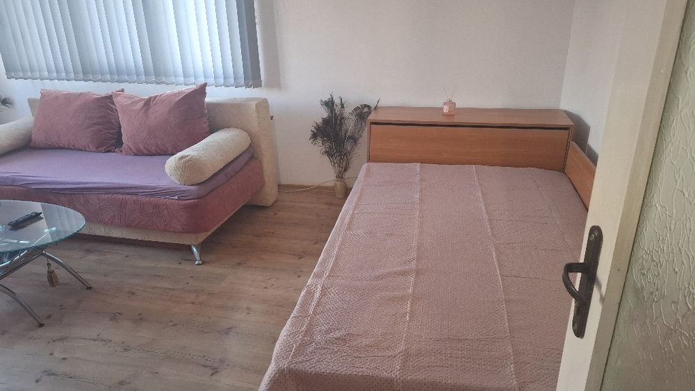 Дава се под наем Едностаен апартамент в Плевен, Дружба 2 - 45 кв.м за 204 € - Снимка #6
