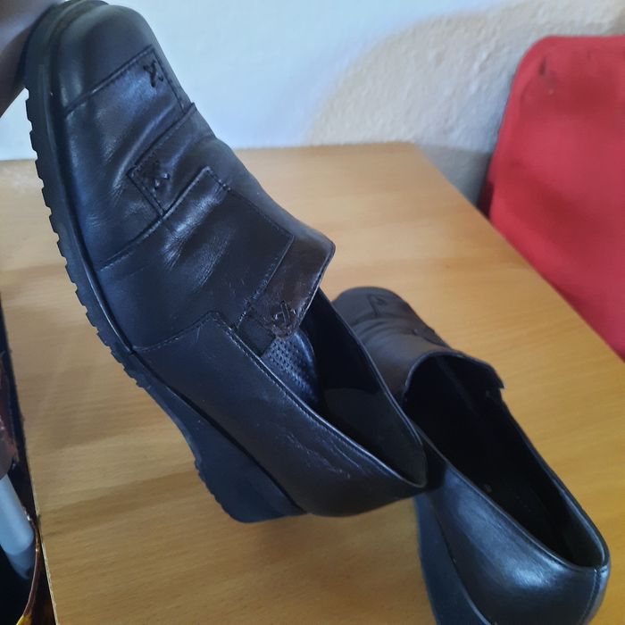 Pantofi negri marimea 39 ARA