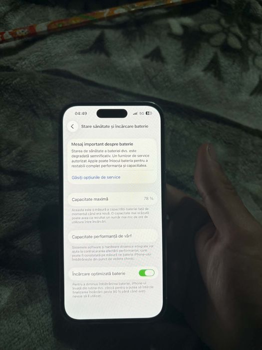 Vand iphone 14 pro alb