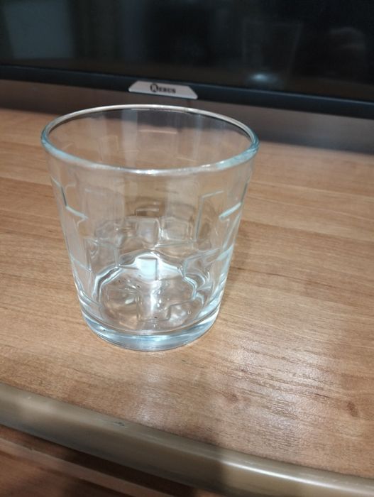 Продам стаканы  для напитков