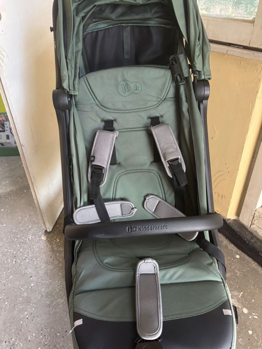 Лятна количка (тъмно зелена)