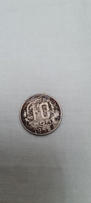 Продаю старые монеты