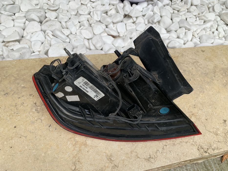 Lampa stop Renault Megane 4 partea dreapta hatchback an 2016/2019