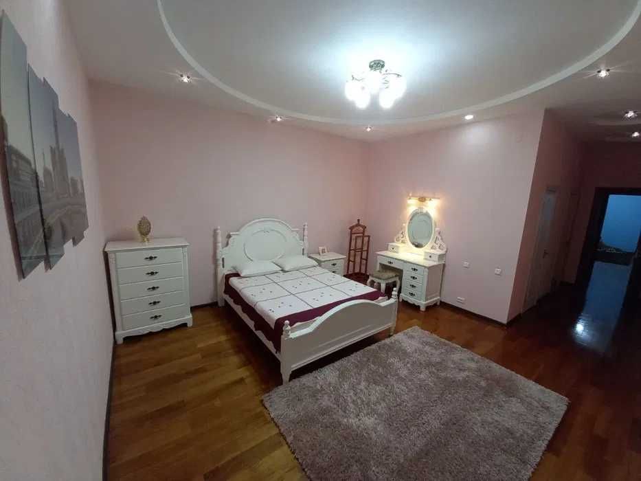 Сдаю Евродом 4-соток на Шахристанском / id8857 /