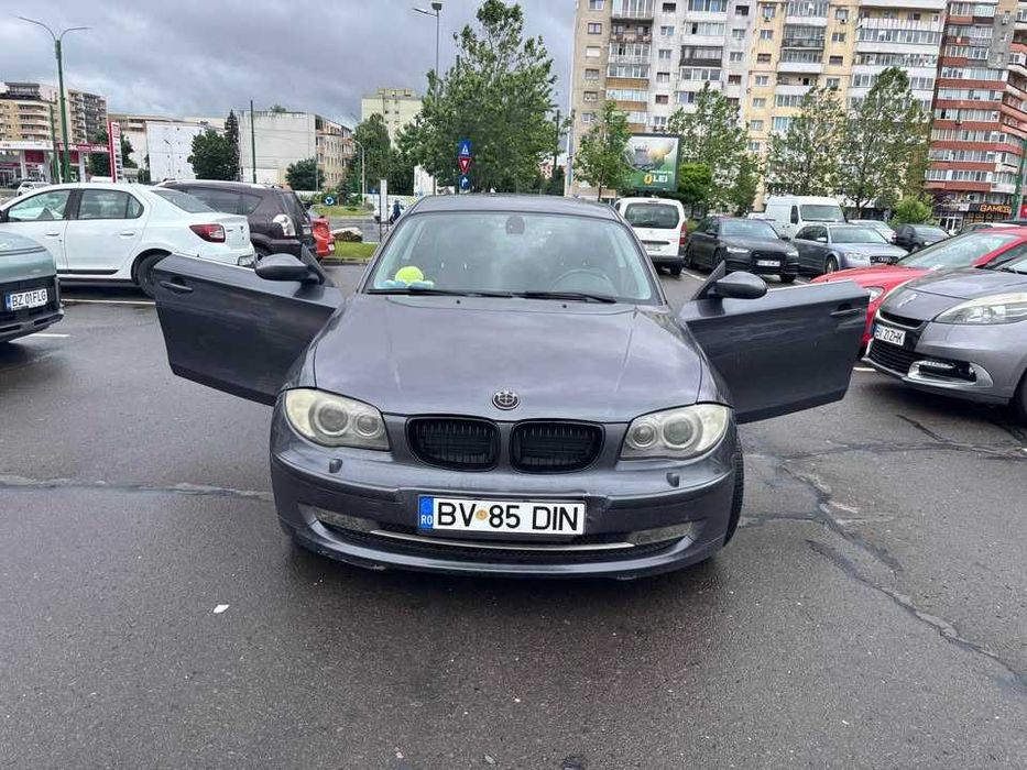 BMW Seria 1 2009 204CP Urgent