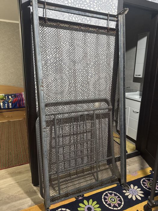 Продам панцерную кровать