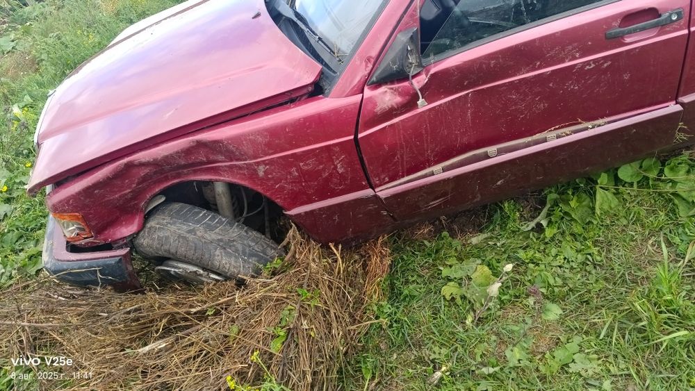 Продам мерседес 190