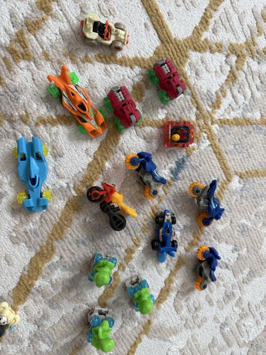 Игрушки из киндера сюрприза