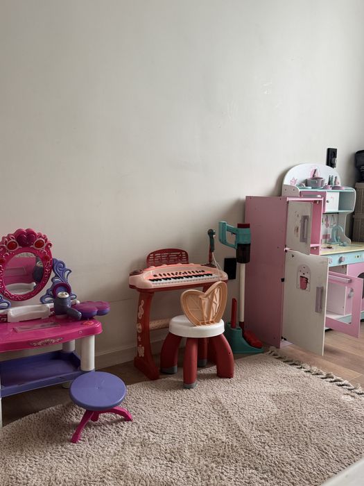 Продам детские игрушки