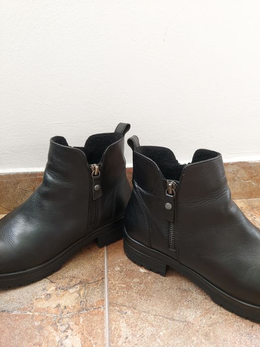 Дамски кожени боти